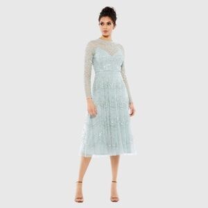 MAC DUGGAL 9142 NWOT
Sequined Illusion High Neck Long Sleeve Midi Dress